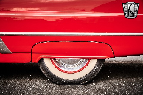 1953 Ford Crestline image 137