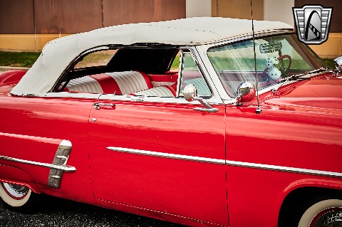 1953 Ford Crestline image 86
