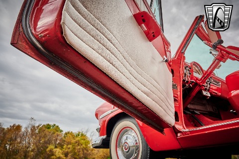 1953 Ford Crestline image 91