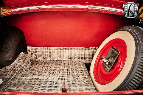 1953 Ford Crestline image 119