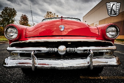 1953 Ford Crestline image 42