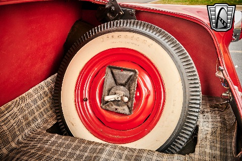 1953 Ford Crestline image 120