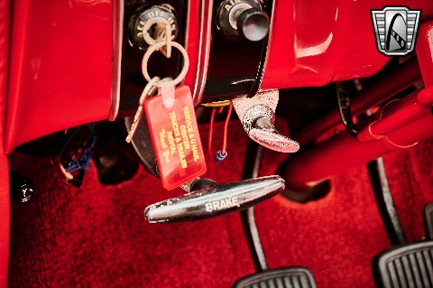 1953 Ford Crestline image 99