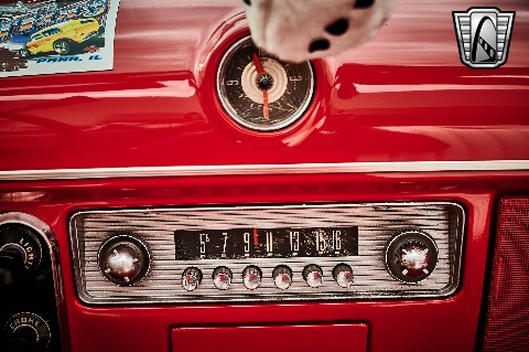 1953 Ford Crestline image 103