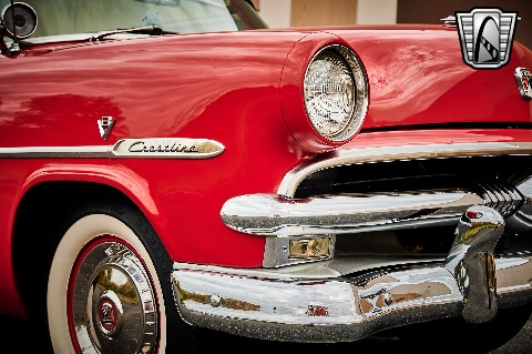 1953 Ford Crestline image 78