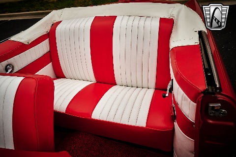 1953 Ford Crestline image 106