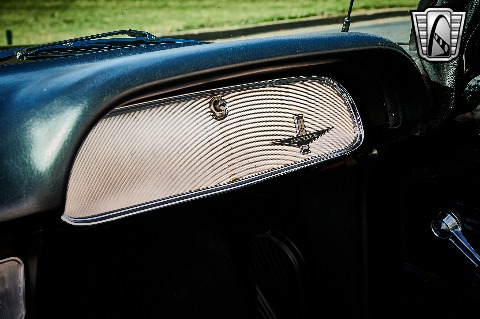 1964 Chevrolet Corvair image 96