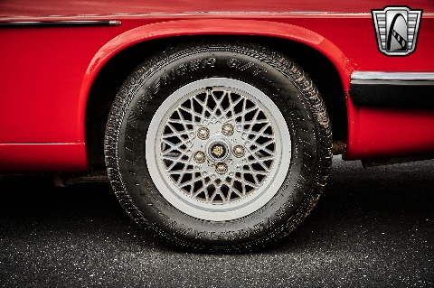 1990 Jaguar XJS image 110