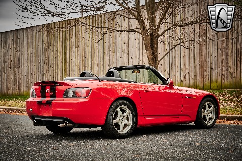 2001 Honda S2000 image 16