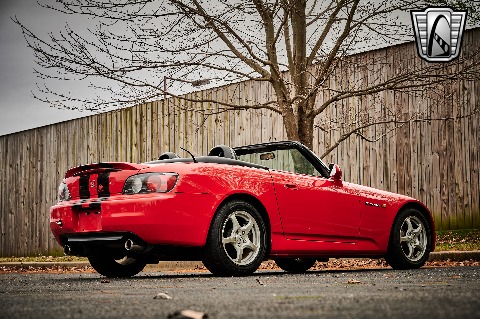 2001 Honda S2000 image 17