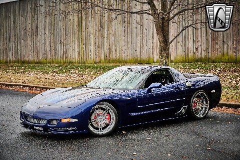2004 Chevrolet Corvette image 3