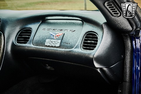 2004 Chevrolet Corvette image 109