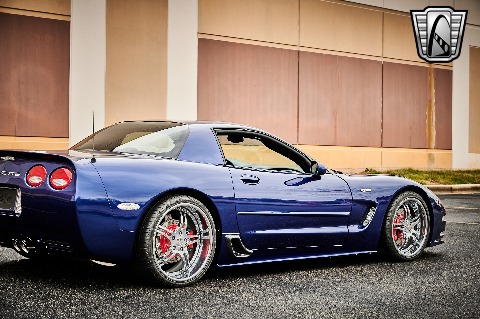 2004 Chevrolet Corvette image 36