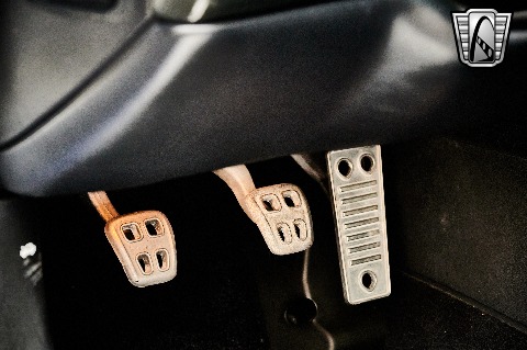 2004 Chevrolet Corvette image 90