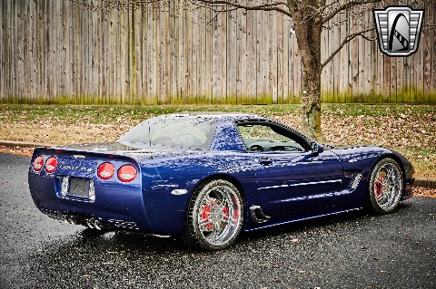 2004 Chevrolet Corvette image 15