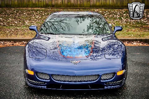 2004 Chevrolet Corvette image 24
