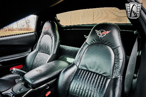 2004 Chevrolet Corvette image 102