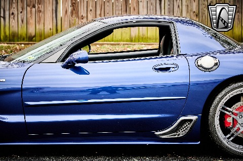 2004 Chevrolet Corvette image 28