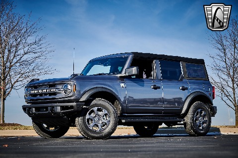 2022 Ford Bronco image 5