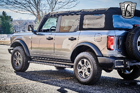 2022 Ford Bronco image 35