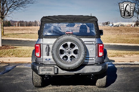 2022 Ford Bronco image 12