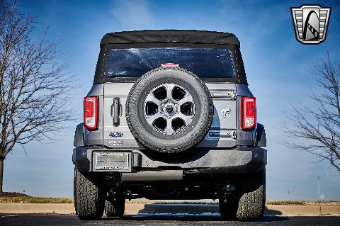 2022 Ford Bronco image 14