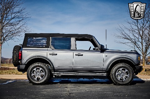 2022 Ford Bronco image 19