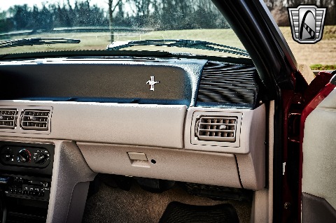 1992 Ford Mustang image 107