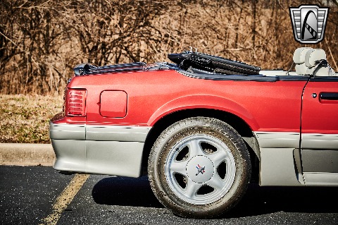 1992 Ford Mustang image 30