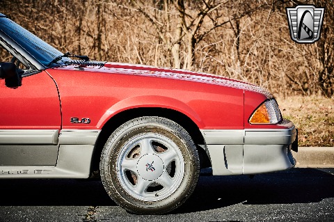 1992 Ford Mustang image 32