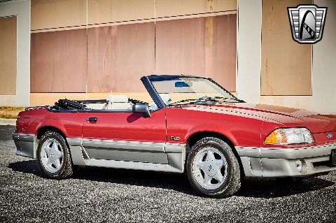 1992 Ford Mustang image 33