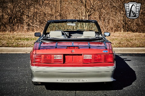 1992 Ford Mustang image 12