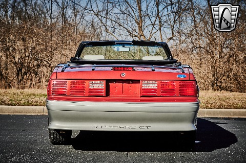 1992 Ford Mustang image 13