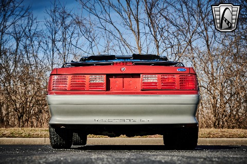 1992 Ford Mustang image 14