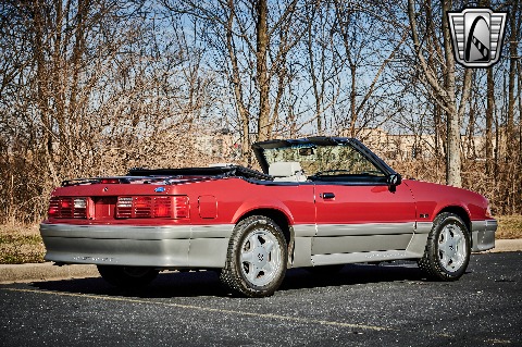 1992 Ford Mustang image 16