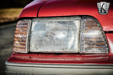 1992 Ford Mustang image 43