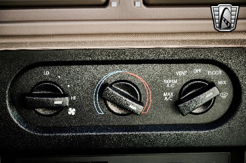 1992 Ford Mustang image 96