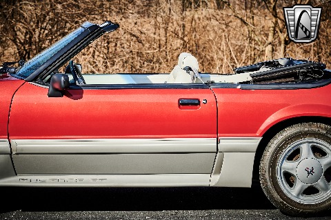1992 Ford Mustang image 28