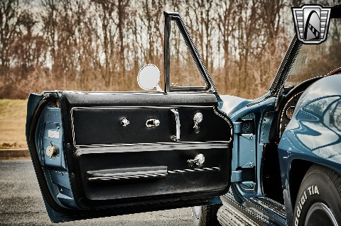 1967 Chevrolet Corvette image 89