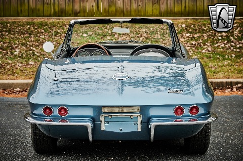 1967 Chevrolet Corvette image 12