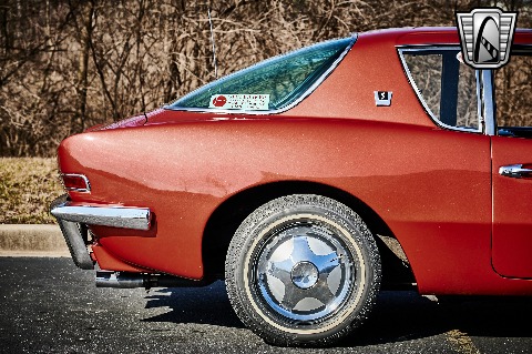 1964 Studebaker Avanti image 30
