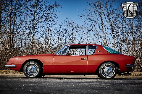 1964 Studebaker Avanti image 8