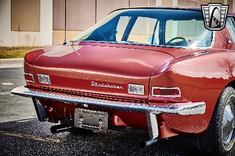 1964 Studebaker Avanti image 40