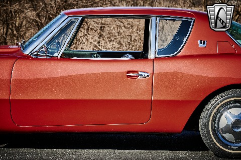 1964 Studebaker Avanti image 28