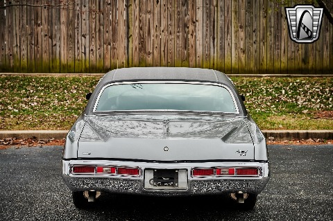 1972 Pontiac Grand Prix image 12