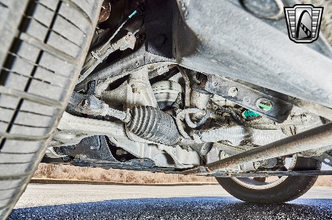 2004 Ford Thunderbird image 135