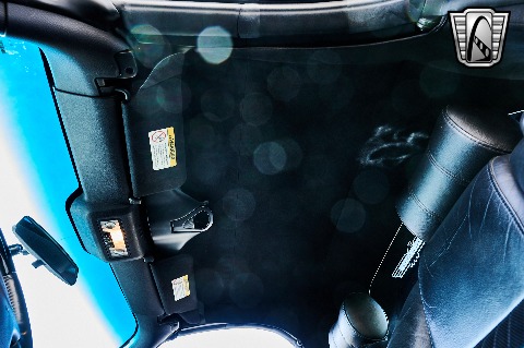 2004 Ford Thunderbird image 84