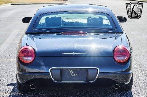 2004 Ford Thunderbird image 89