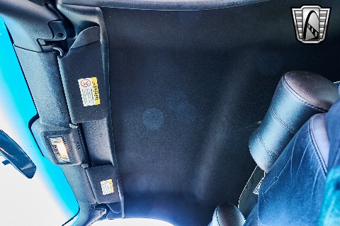 2004 Ford Thunderbird image 93