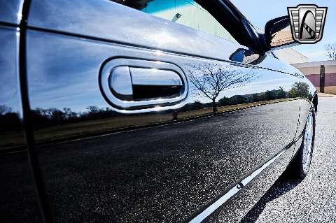 2004 Ford Thunderbird image 69